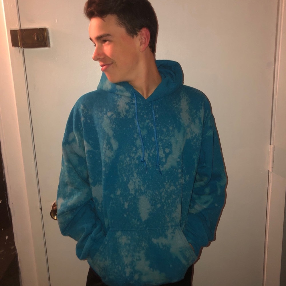 ✨NEW✨ designed hoodies